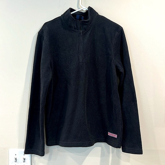 🔥Vineyard Vines Black Zip Up Sweater🔥 - Picture 1 of 5